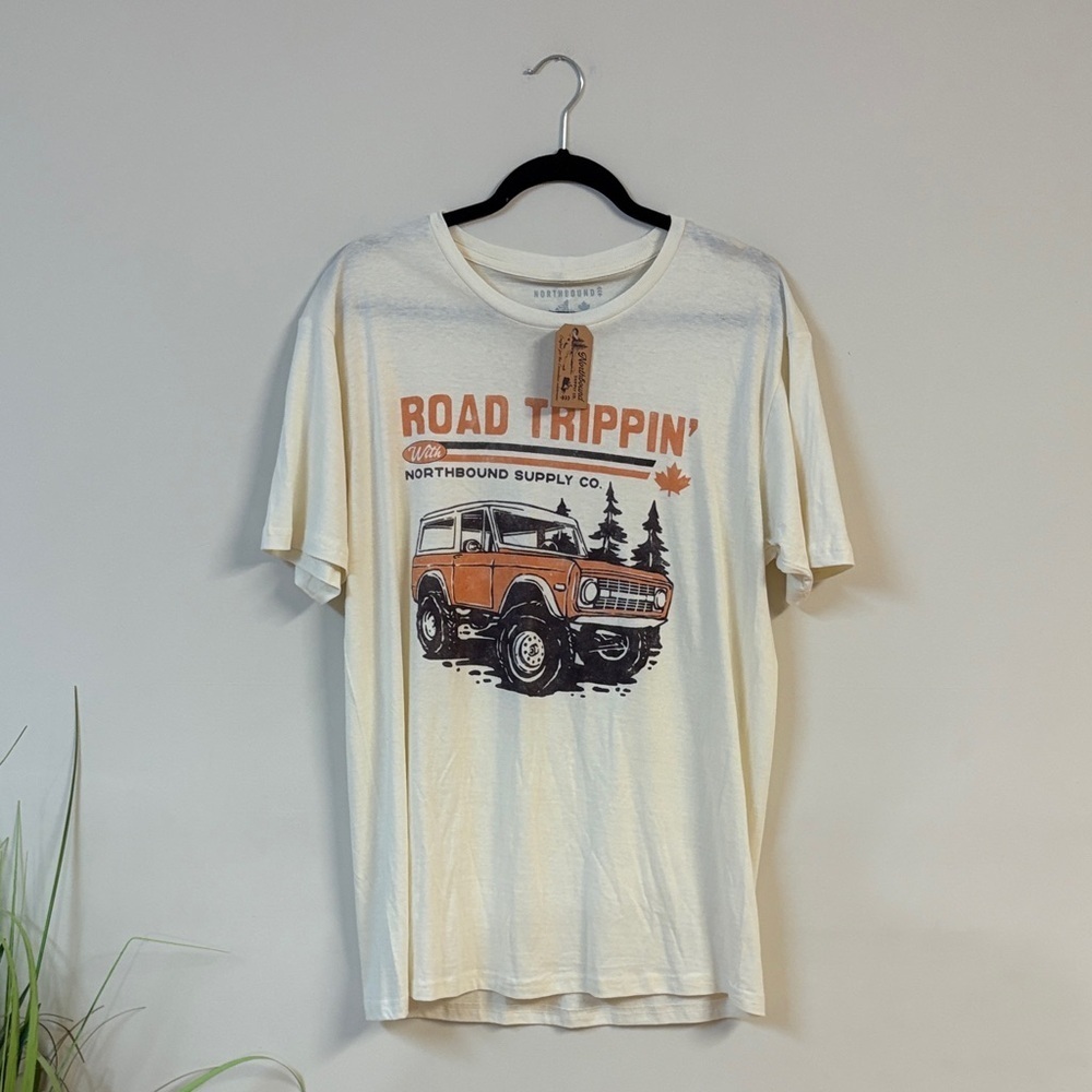 BNWT Northbound Road Trippin Tee size L - Picture 1 of 3